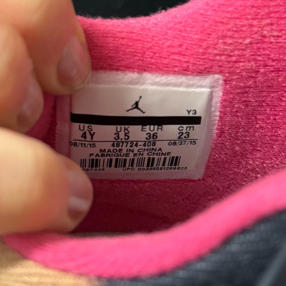 Authentic Nike Air Jordan Retro - Picture 2 of 7